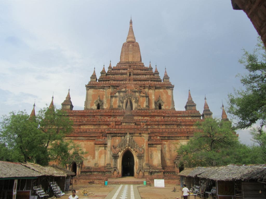 Le temple d'Htilomino, site de Bagan, Myanmar-Birmanie (Hasamélis)