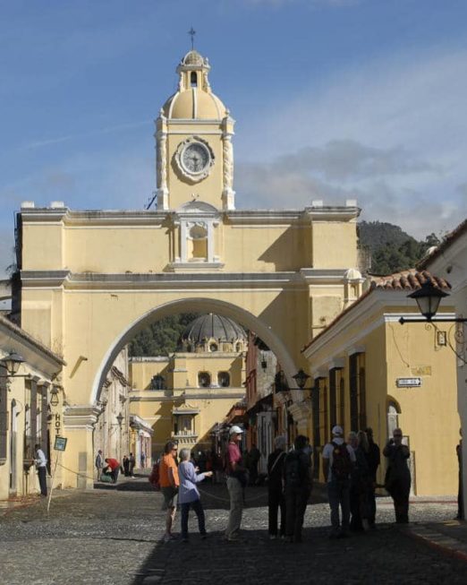 Porte sud d'Antigua, Guatemala (Hasamélis)