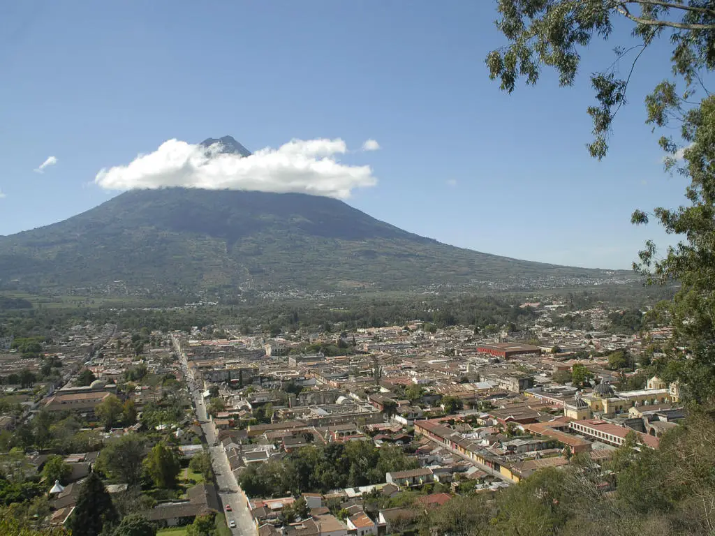 Voyage culturel Hasamélis - Volcan Cerro de la Cruz, Antigua, Guatemala (Hasamélis)