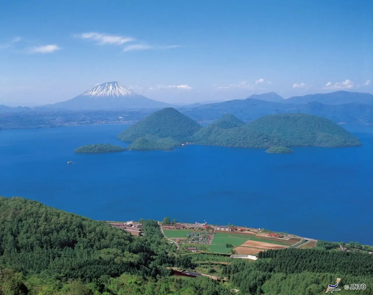 Voyage culturel Hasamélis - Lac Toya, Hokkaido, Japon (MQ / Roppongi)