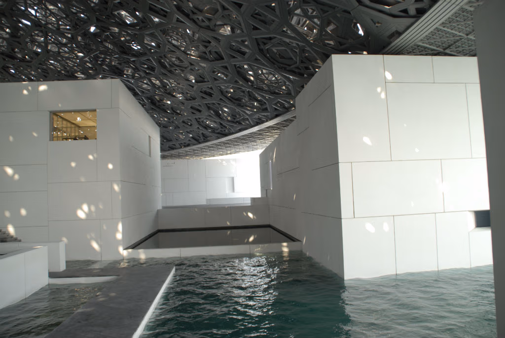 Musée du Louvre, Abu Dhabi, Émirats arabes unis (Hasamélis)