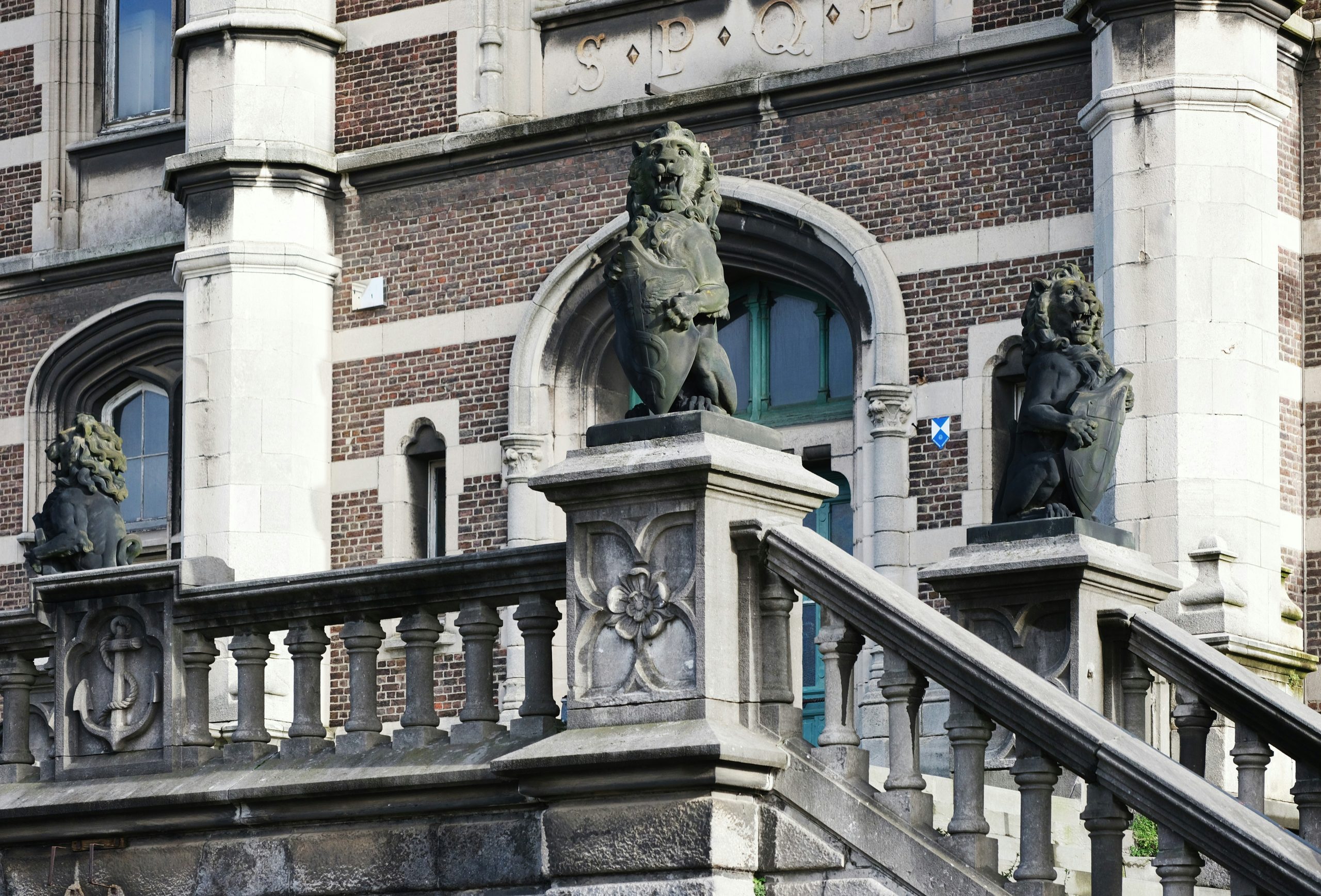 Anvers, Belgique (Dmitrii ELiuseev / Unsplash)