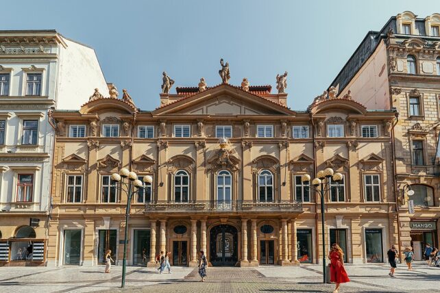 Voyage culturel Hasamélis - République Tchèque (Crestyl / Wikicommons)
