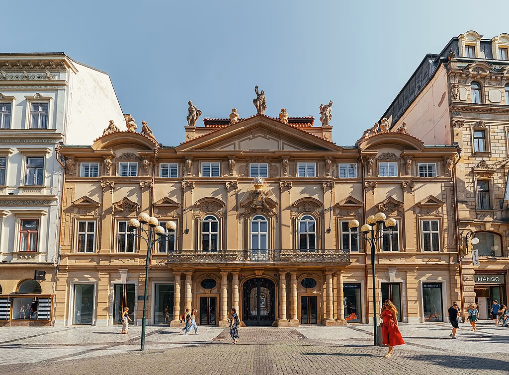 Palác Savarin, Prague, République Tchèque (Crestyl / Wikicommons)